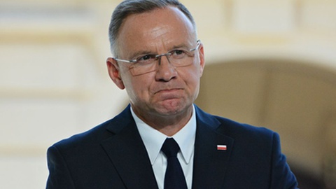 Foto&nbsp;Review News / Shutterstock.com