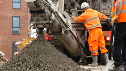Na Madeira, Um dos sectores que mais tem sentido a falta de mão-de-obra é o da construção civil.&nbsp;