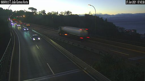 Há poucos minutos na zona da Ponte da Ribeira de João Gomes.