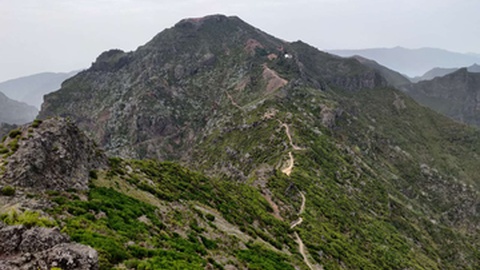 São esperados aguaceiros, em geral fracos, mais prováveis a partir da tarde.