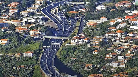 Foto madeira-web.com