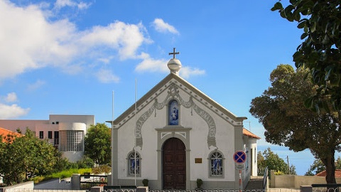O&nbsp;Externato do Santo Condestável, na Camacha, registou três casos positivos de covid-19. Foto DR