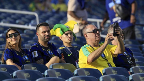 Adeptos do Brasil aguardam o jogo do Mundial 2026 frente ao Haiti.