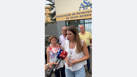 "Os preços da habitação estão pela hora da morte no Funchal"