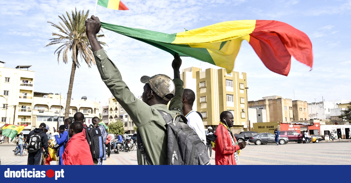 La France dénonce une « violation grave de la liberté de la presse » au Mali — DNOTICIAS.PT