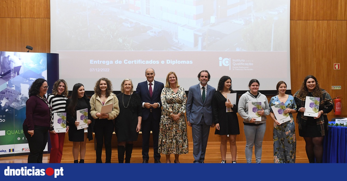 40% dos alunos na Região optam pelo ensino profissional — DNOTICIAS.PT