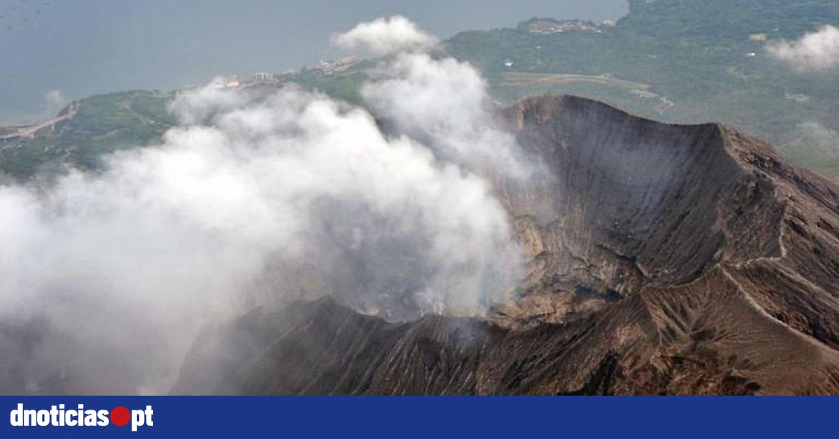 Vulcão de Fuego da Guatemala expele