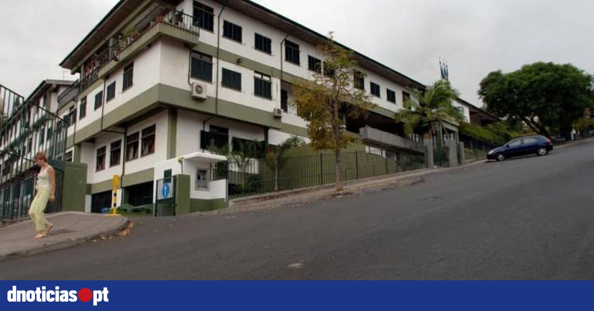 Escola B sica E Secund ria Dr ngelo Augusto Da Silva Celebra Amanh 