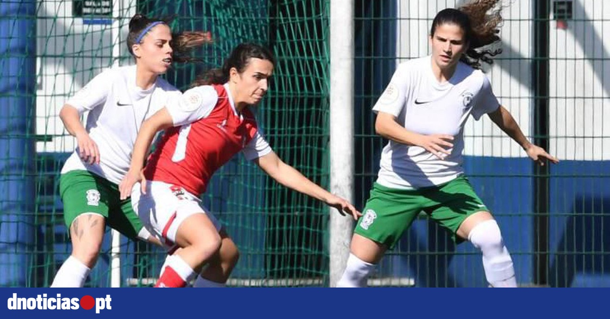 Laura Luís é campeã nacional de futebol — DNOTICIAS.PT