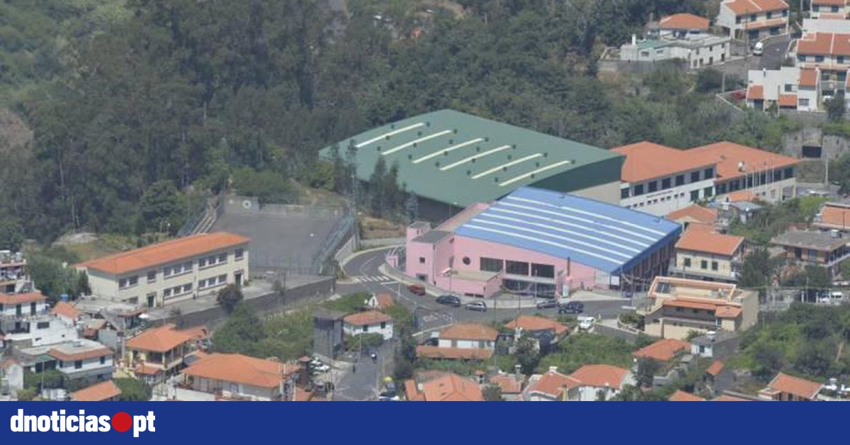 Escola B sica Do Curral Das Freiras Recebe Exerc cio De Sensibiliza o escola-b-sica-do-curral-das-freiras-recebe-exerc-cio-de-sensibiliza-o