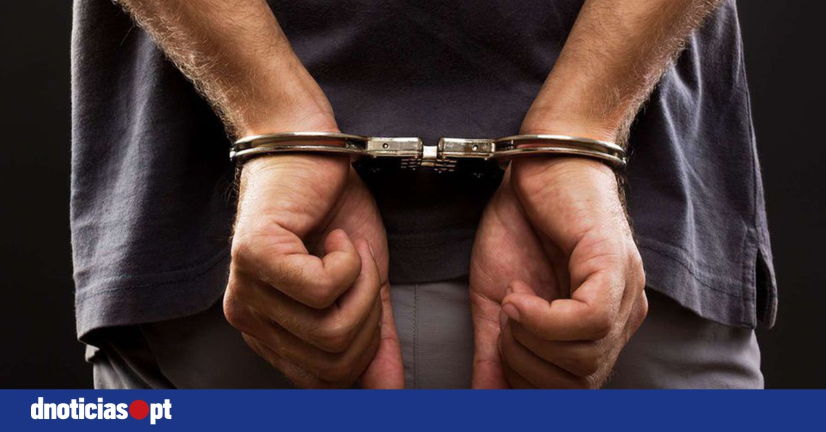 Shocking Stabbing in Funchal: 46-Year-Old Man Arrested for Attempted Murder After Knife Attack