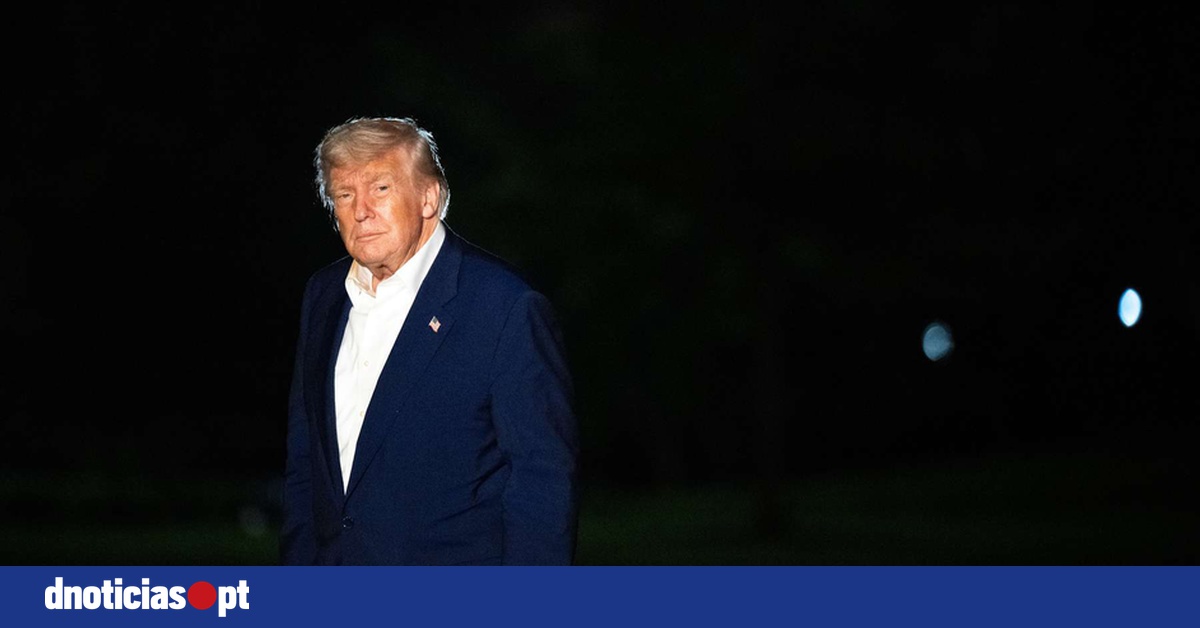 Trump A Acusar Campanha de Kamala Harris de Pagamentos Suspeitos a Celebridades