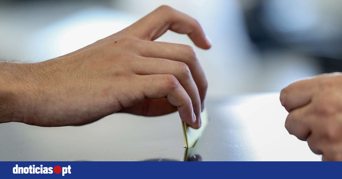 Chega Candidate in São Vicente Clarifies Voting Station Incident Amid Controversy