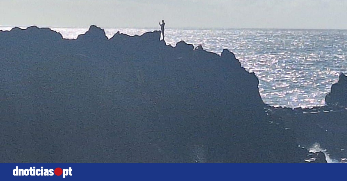 Daredevils Risk It All to Experience the Wild Seas of Câmara de Lobos