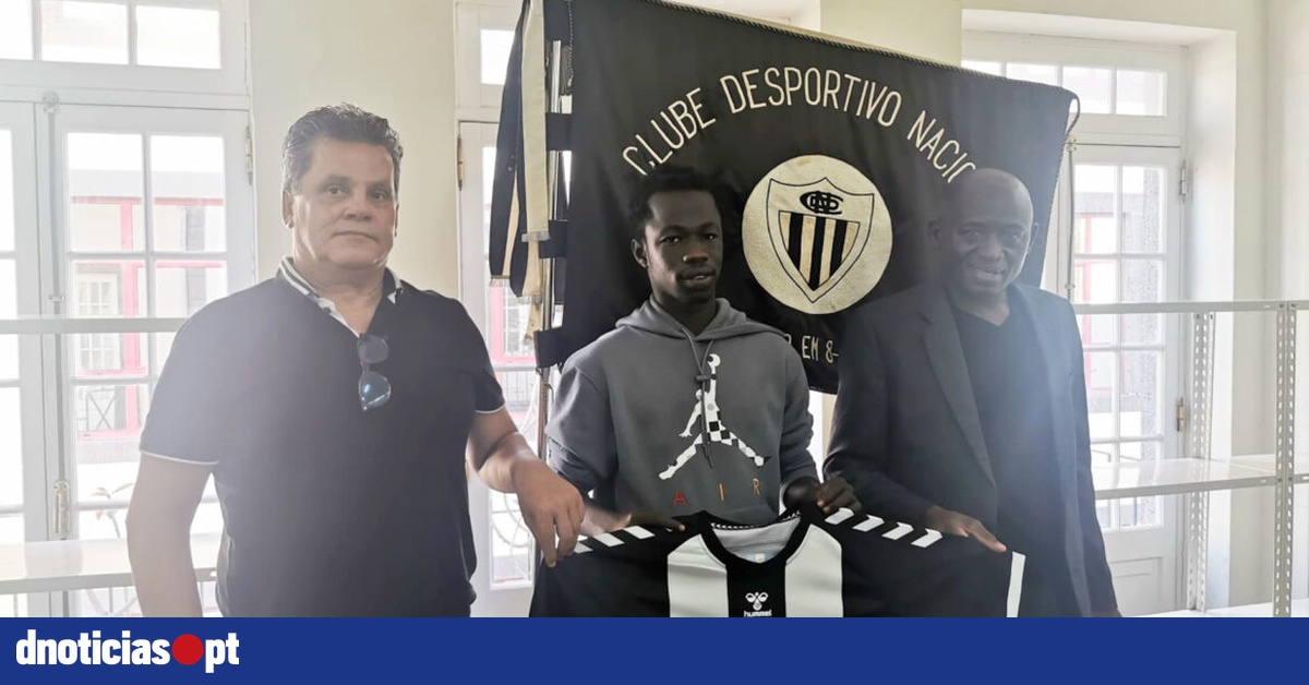 Extremo maliano Boubou Konté reforça Nacional — DNOTICIAS.PT