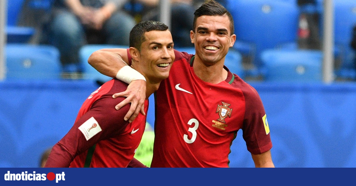 Pepe diz que Ronaldo é o melhor jogador do mundo e da história do futebol  - SIC Notícias