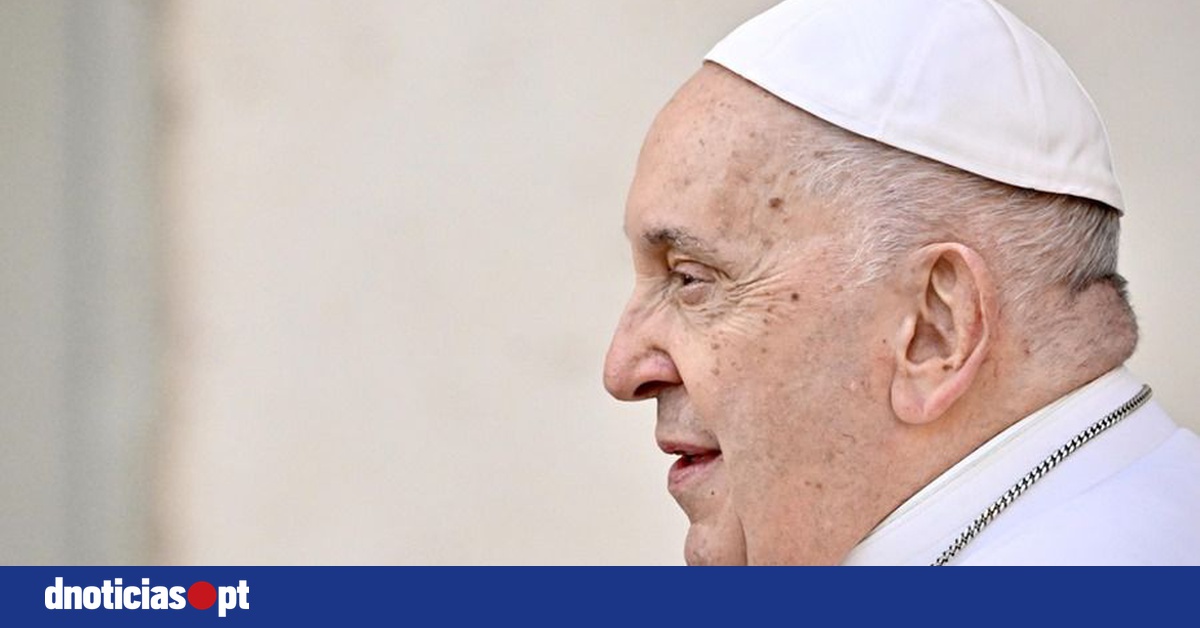 Israel/Palestina: Papa apela com veemência ao cessar-fogo