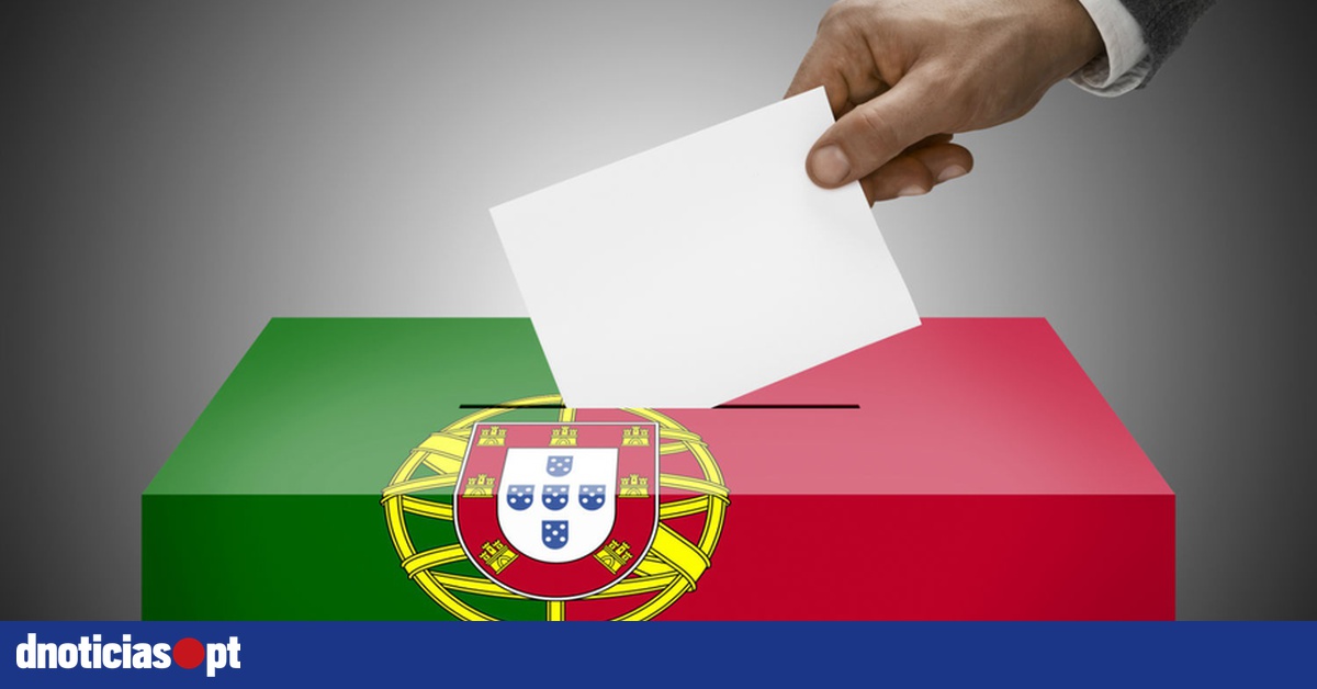 Voto antecipado em mobilidade preparado para um milhão e 200 mil eleitores — DNOTICIAS.PT